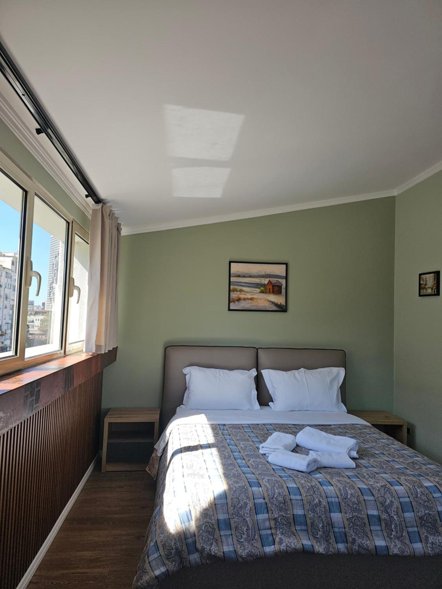 Vila Tafa Apartments Тирана Экстерьер фото