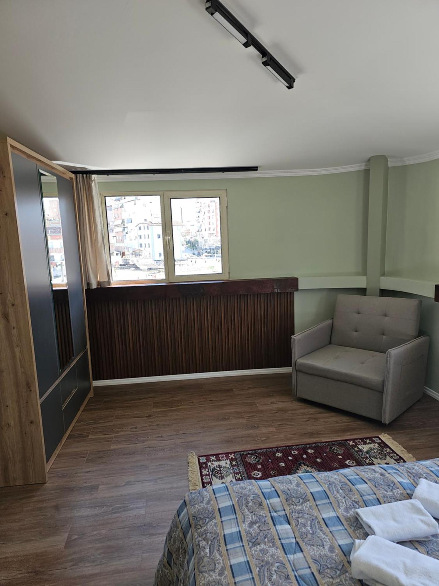 Vila Tafa Apartments Тирана Экстерьер фото